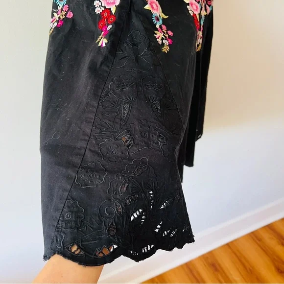 Vintage Betsey Johnson black embroidered halter dress Size 6​